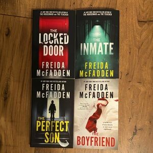 Freida McFadden Thriller Book Set